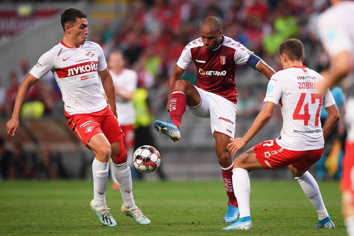 葡超关键时刻再迎强敌，西汉姆强势反弹，主帅态度——气氛紧张，年轻球员得到机会