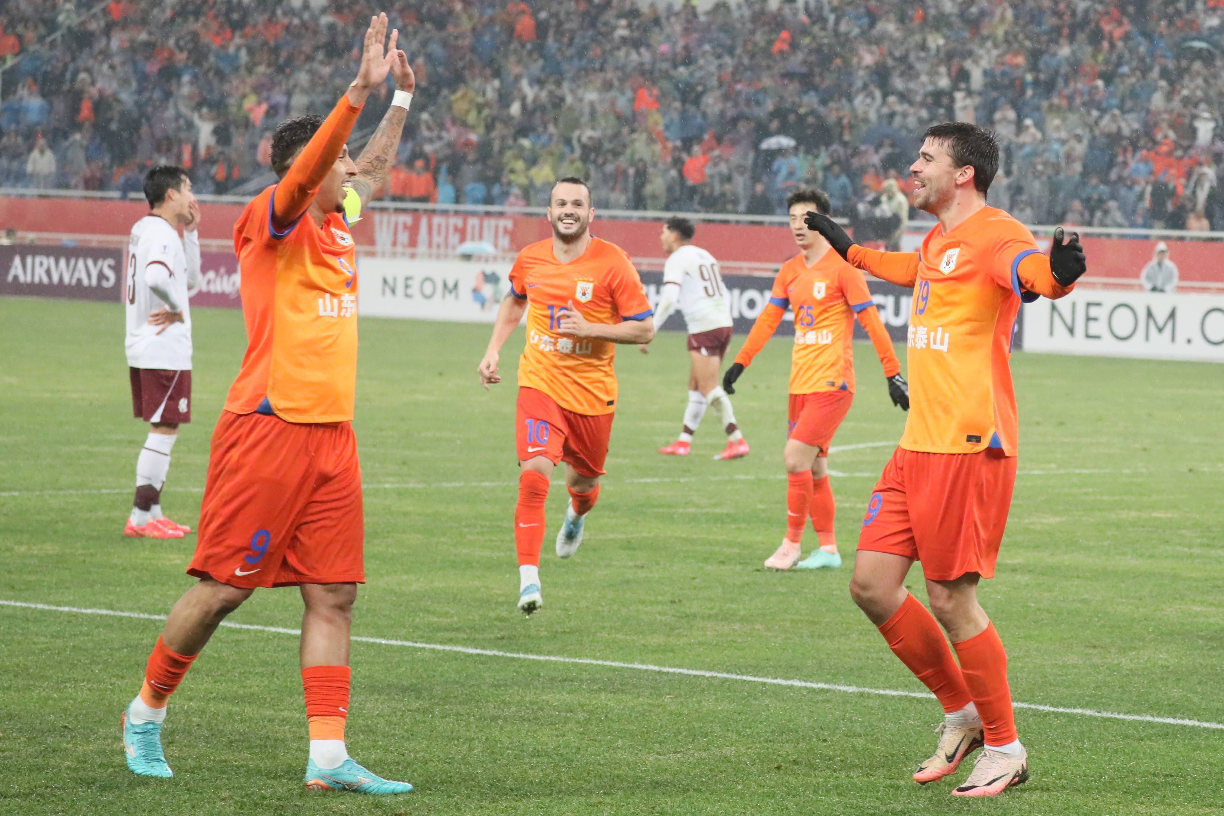 开云-关于赛前中超传出新动向，广州队手感冰凉，管理层表态——话题不断，年轻球员得到机会的信息-开云